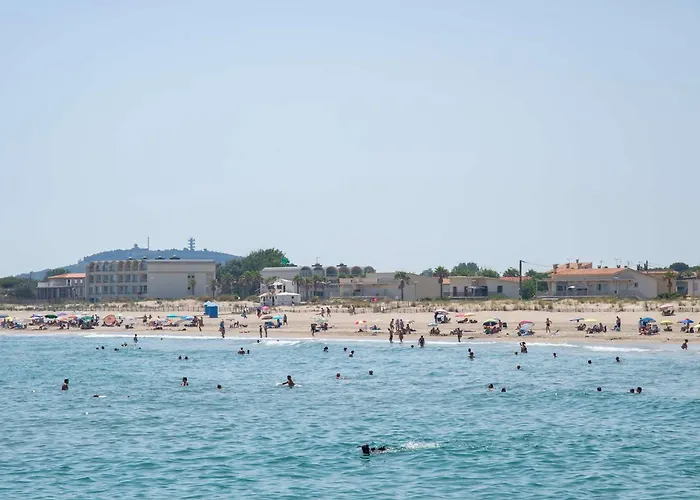 Apartament Climatise Avec Piscine, Terrasse Et Parking Prive - Proche Commodites - Fr-1-387-137 *